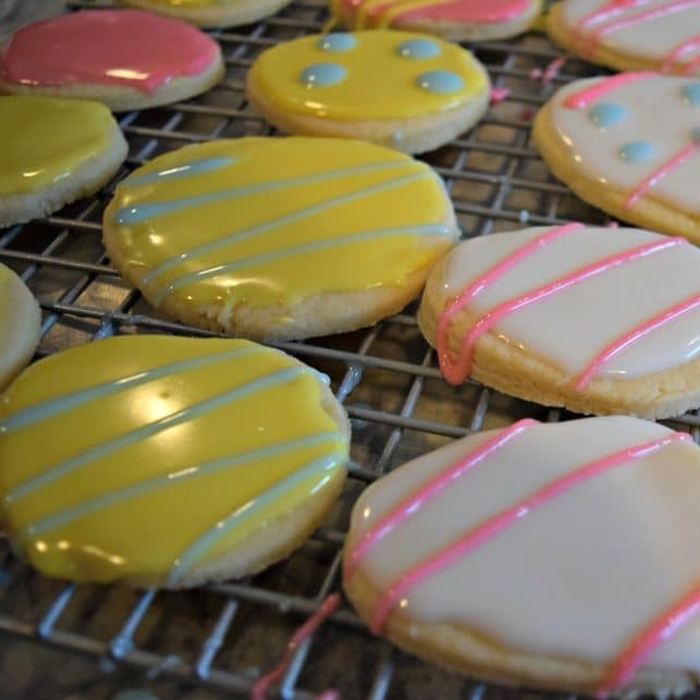 3/9 Kids Walk Through Workshop:  Easter Egg Sugar Cookie Painting   12-2pm open house